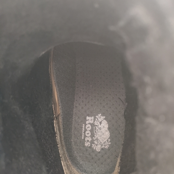 Very Good Used condition Roots Boots size 9 - Picture 8 of 10